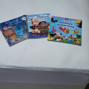 Disney Colorful Storybook Trio - Frozen, Moana, Mickey